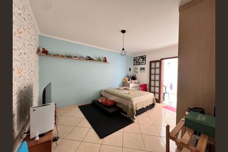 Casa à venda com 250m², 3 quartos e 2 vagas Casa à venda com 250m², 3 quartos e 2 vagasQuarto 2