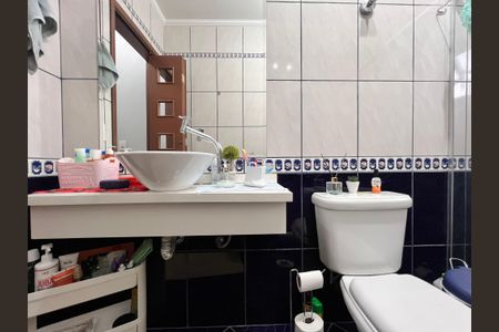 Casa à venda com 250m², 3 quartos e 2 vagas Casa à venda com 250m², 3 quartos e 2 vagasBanheiro 1