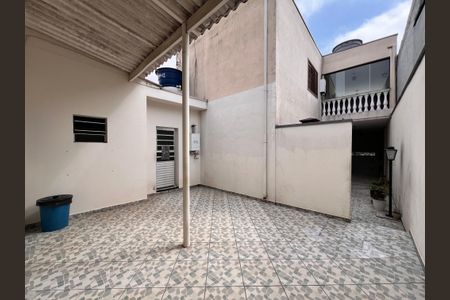 Casa à venda com 250m², 3 quartos e 2 vagas Casa à venda com 250m², 3 quartos e 2 vagasCasa 2