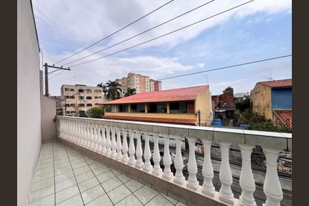 Casa à venda com 250m², 3 quartos e 2 vagas Casa à venda com 250m², 3 quartos e 2 vagasSacada do Quarto 2