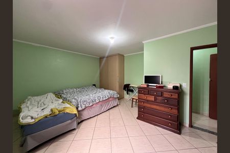 Casa à venda com 250m², 3 quartos e 2 vagas Casa à venda com 250m², 3 quartos e 2 vagasQuarto 1