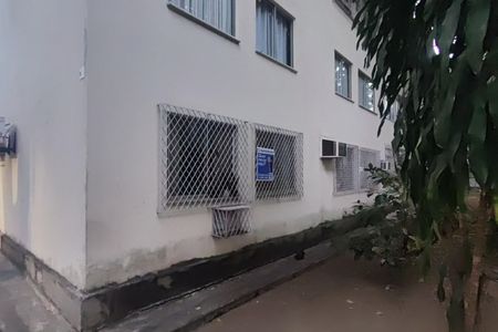 Apartamento à venda com 68m², 3 quartos e 3 vagas Apartamento à venda com 68m², 3 quartos e 3 vagasPlaca