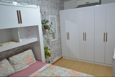 Apartamento à venda com 68m², 3 quartos e 3 vagas Apartamento à venda com 68m², 3 quartos e 3 vagasQuarto 3