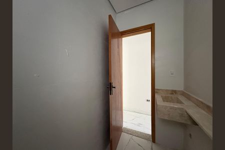 Apartamento à venda com 90m², 2 quartos e 2 vagas Apartamento à venda com 90m², 2 quartos e 2 vagasBanheiro