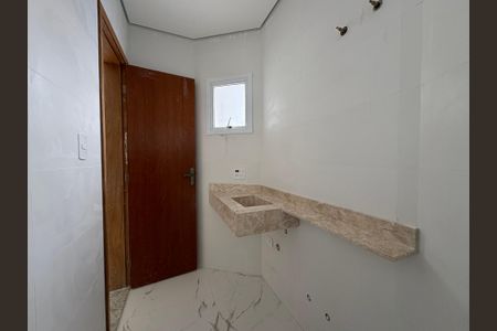 Apartamento à venda com 90m², 2 quartos e 2 vagas Apartamento à venda com 90m², 2 quartos e 2 vagasBanheiro da Suíte