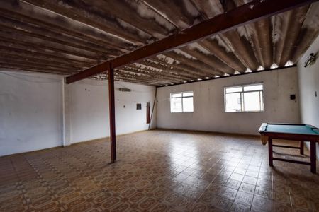 Casa à venda com 236m², 3 quartos e 1 vaga Casa à venda com 236m², 3 quartos e 1 vagaTerraço