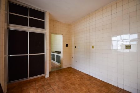 Casa à venda com 236m², 3 quartos e 1 vaga Casa à venda com 236m², 3 quartos e 1 vagaCopa