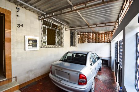 Casa à venda com 236m², 3 quartos e 1 vaga Casa à venda com 236m², 3 quartos e 1 vagaGaragem