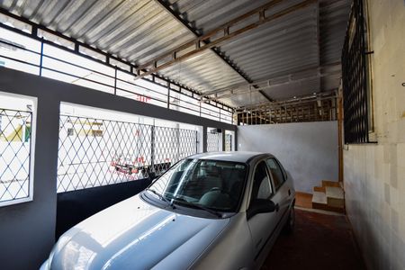 Casa à venda com 236m², 3 quartos e 1 vaga Casa à venda com 236m², 3 quartos e 1 vagaGaragem