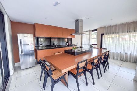 Apartamento à venda com 264m², 3 quartos e 3 vagasÁrea comum