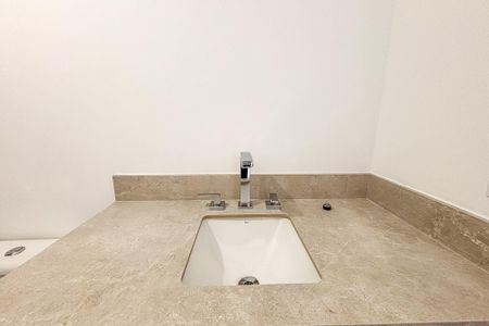 Apartamento à venda com 264m², 3 quartos e 3 vagasSuíte 2 Banheiro