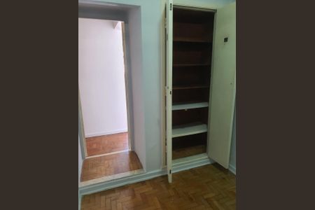 Apartamento para alugar com 129m², 3 quartos e 1 vaga Apartamento para alugar com 129m², 3 quartos e 1 vagaFoto 01