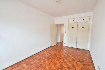 Apartamento para alugar com 129m², 3 quartos e 1 vaga Apartamento para alugar com 129m², 3 quartos e 1 vagaQuarto 2