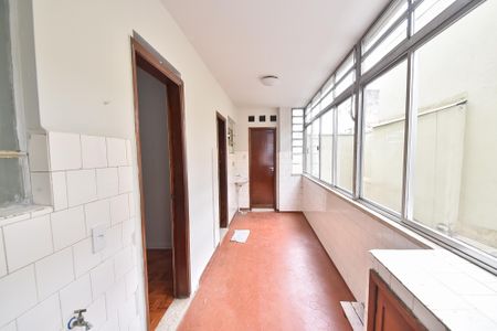 Apartamento para alugar com 129m², 3 quartos e 1 vaga