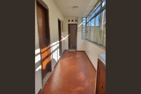 Apartamento para alugar com 129m², 3 quartos e 1 vaga Apartamento para alugar com 129m², 3 quartos e 1 vagaFoto 01