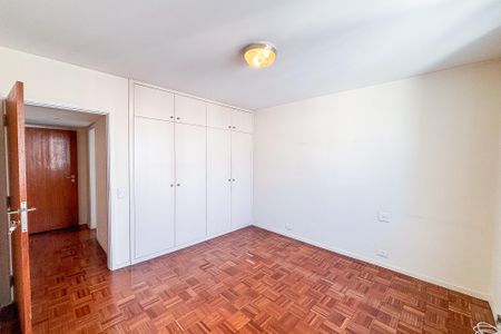 Apartamento à venda com 225m², 3 quartos e 3 vagasSuíte 2