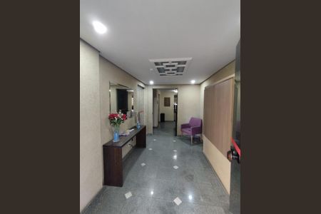 Apartamento à venda com 45m², 2 quartos e 2 vagas Apartamento à venda com 45m², 2 quartos e 2 vagasHall de entrada
