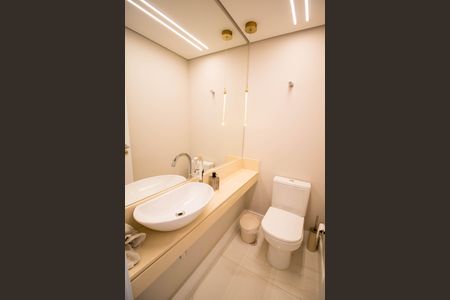 Apartamento à venda com 137m², 3 quartos e 3 vagasBanheiro