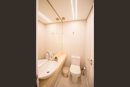 Apartamento à venda com 137m², 3 quartos e 3 vagasBanheiro