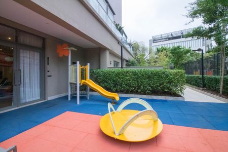 Apartamento à venda com 137m², 3 quartos e 3 vagasÁrea comum - Playground