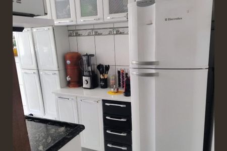 Cozinha  de apartamento à venda com 2 quartos, 49m² em Centro, Diadema