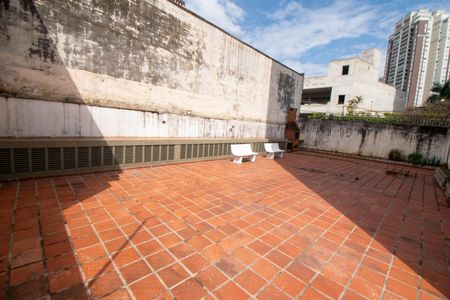 Apartamento à venda com 80m², 2 quartos e 1 vagaÁrea comum