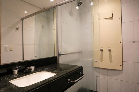 Apartamento à venda com 32m², 1 quarto e 1 vaga Apartamento à venda com 32m², 1 quarto e 1 vagaBanheiro