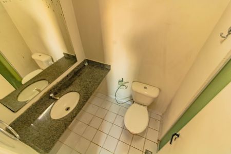 Apartamento à venda com 50m², 2 quartos e 1 vaga Apartamento à venda com 50m², 2 quartos e 1 vagaBanheiro