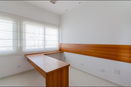 Casa para alugar com 184m², 3 quartos e 2 vagas Casa para alugar com 184m², 3 quartos e 2 vagasSuite