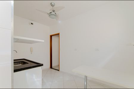 Casa para alugar com 184m², 3 quartos e 2 vagas Casa para alugar com 184m², 3 quartos e 2 vagasCozinha