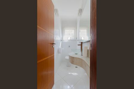 Casa para alugar com 184m², 3 quartos e 2 vagas Casa para alugar com 184m², 3 quartos e 2 vagasLavabo 1