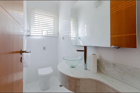 Casa para alugar com 184m², 3 quartos e 2 vagas Casa para alugar com 184m², 3 quartos e 2 vagasLavabo 1