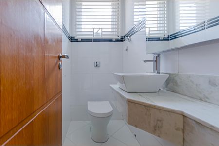 Casa para alugar com 184m², 3 quartos e 2 vagas Casa para alugar com 184m², 3 quartos e 2 vagasLavabo 2