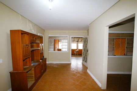 Casa à venda com 360m², 4 quartos e 4 vagasSala