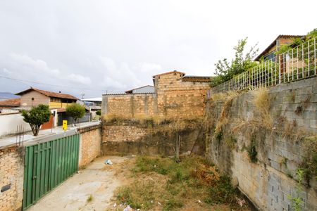 Casa à venda com 360m², 4 quartos e 4 vagasÁrea Externa