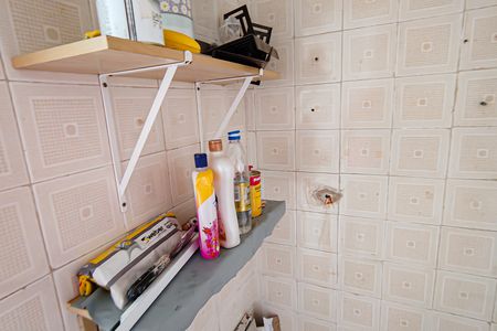 Apartamento à venda com 215m², 4 quartos e 2 vagas Apartamento à venda com 215m², 4 quartos e 2 vagasBanheiro de Serviço