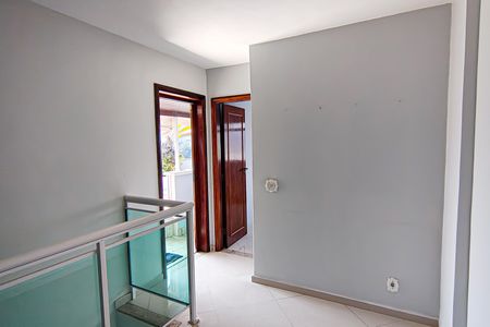 Apartamento à venda com 215m², 4 quartos e 2 vagas Apartamento à venda com 215m², 4 quartos e 2 vagasHall