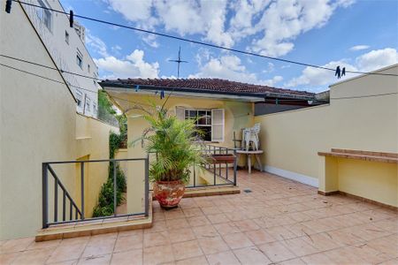 Casa de condomínio à venda com 177m², 4 quartos e 2 vagas