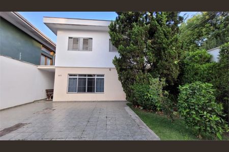 Casa de condomínio à venda com 140m², 3 quartos e 4 vagas