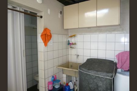 Casa à venda com 170m², 6 quartos e 6 vagas