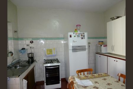 Casa à venda com 170m², 6 quartos e 6 vagas
