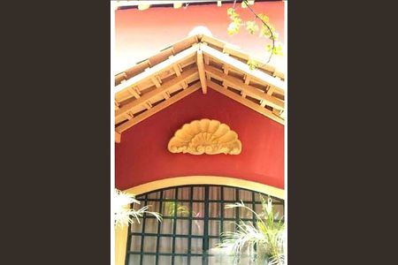 Casa de condomínio à venda com 326m², 3 quartos e 2 vagas