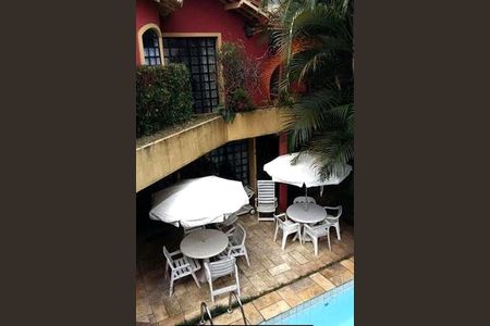 Casa de condomínio à venda com 326m², 3 quartos e 2 vagas