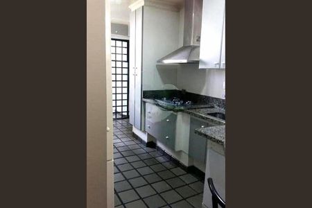 Casa de condomínio à venda com 326m², 3 quartos e 2 vagas