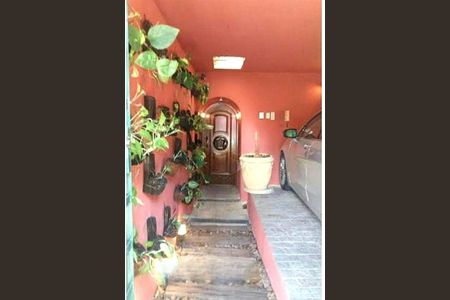 Casa de condomínio à venda com 326m², 3 quartos e 2 vagas