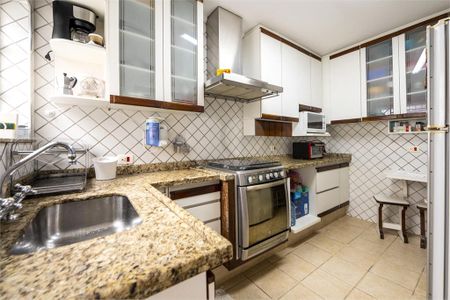 Casa de Condomínio à venda com 3 quartos, 170m² em Brooklin, São Paulo