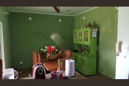 Casa à venda com 3 quartos, 207m² em Campo Grande, São Paulo