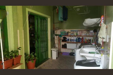 Casa à venda com 3 quartos, 207m² em Campo Grande, São Paulo