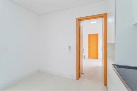 Casa à venda com 4 quartos, 332m² em Jardim Petropolis, São Paulo