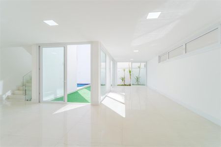 Casa à venda com 4 quartos, 332m² em Jardim Petropolis, São Paulo